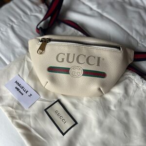 Small Leather Gucci Print Belt Bag Vintage Logo